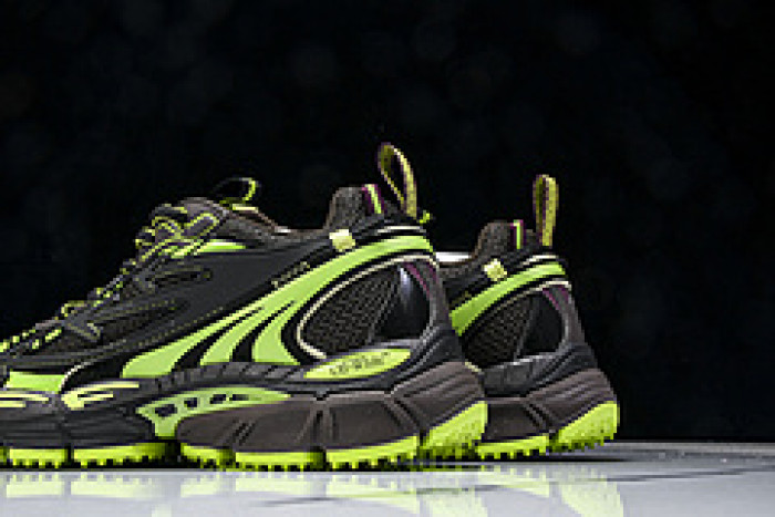 OF BE RIGHT BACK SNEAKERS OB16