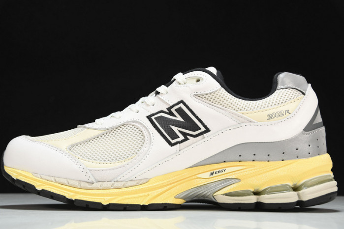 new Ba1an*e 2002r thisisneverthat white ml2002rt