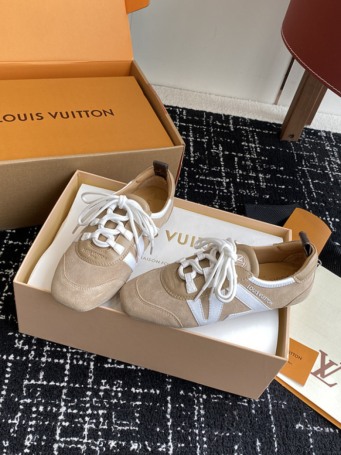 LOVT SNEAKER lv-319