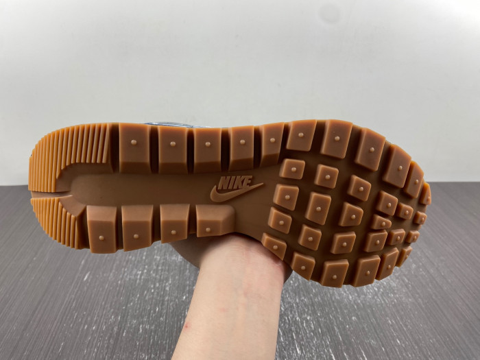 sacai x vaporwaffle dd1875-700