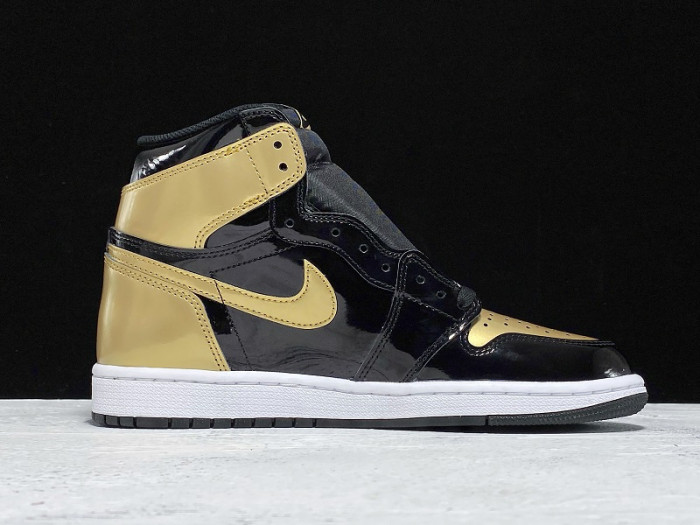 air jordan 1 metallic gold 861428-007