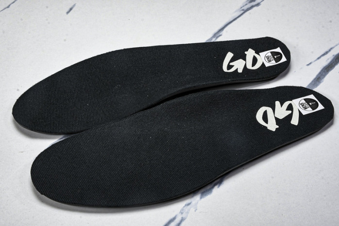 Nigel Sylvester x Air Jordan 4 HF4340-001