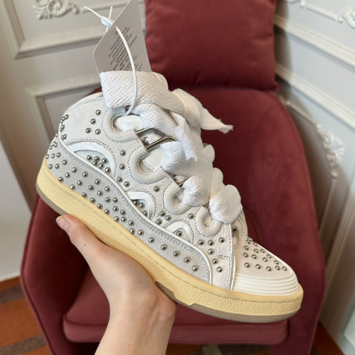 Lanu1n curb sneaker 111215