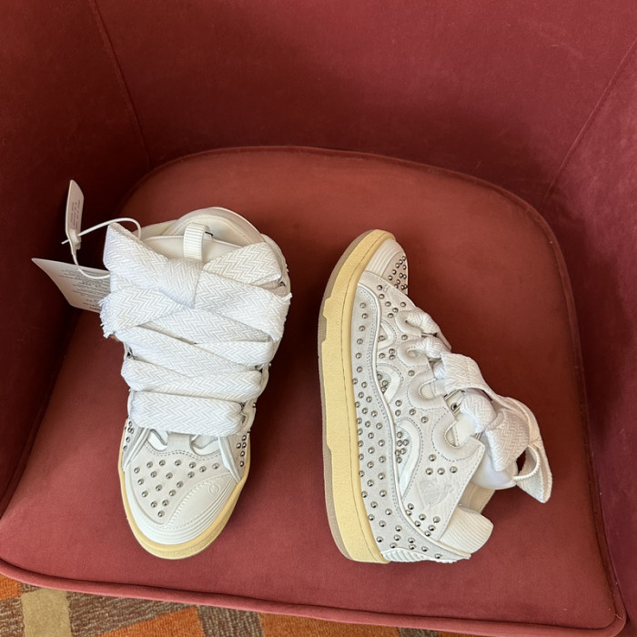 Lanu1n curb sneaker 111215
