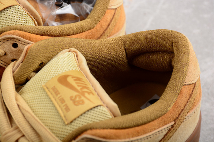 nike sb dunk low wheat 883232-700