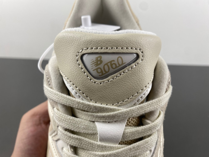 new Ba1an*e 9060 beige u9060ss