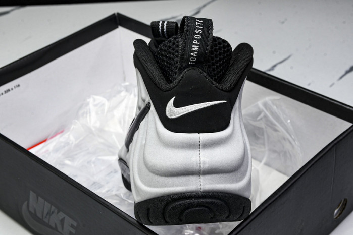 Nike Air Foamposite Pro “Wolf Grey” HF0794-001