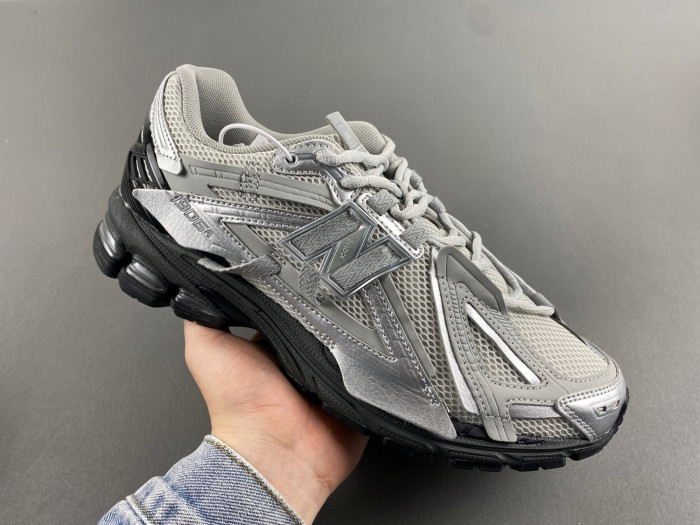 new Ba1an*e u1906aaf