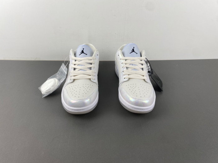 Air Jordan 1 Low SE “CNY” HF4080-001