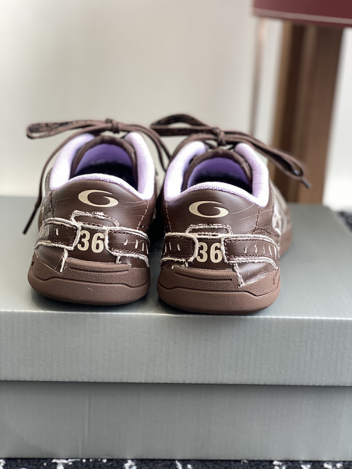 BL Hamptons Worn-Out BHW-1