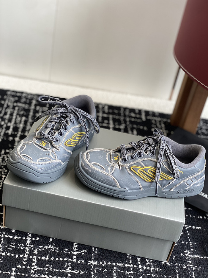 BL Hamptons Worn-Out BHW-2