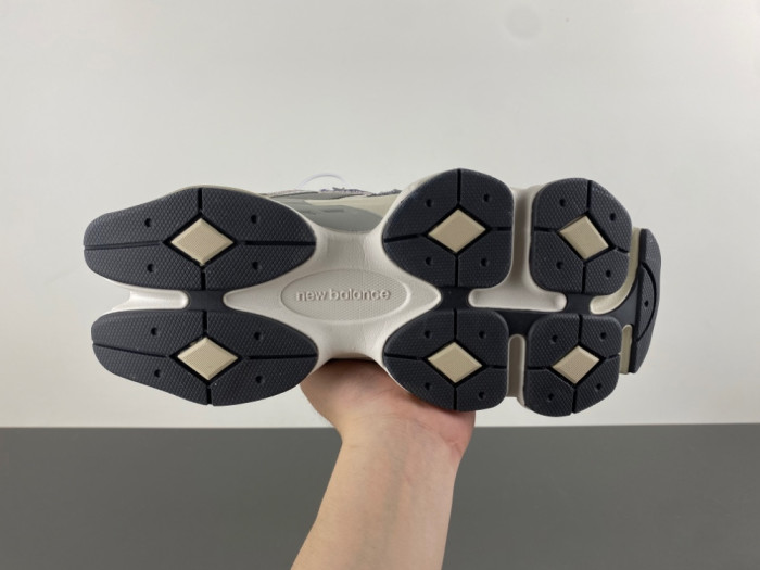 new Ba1an*e 9060 dusk shower castlerock u9060nta