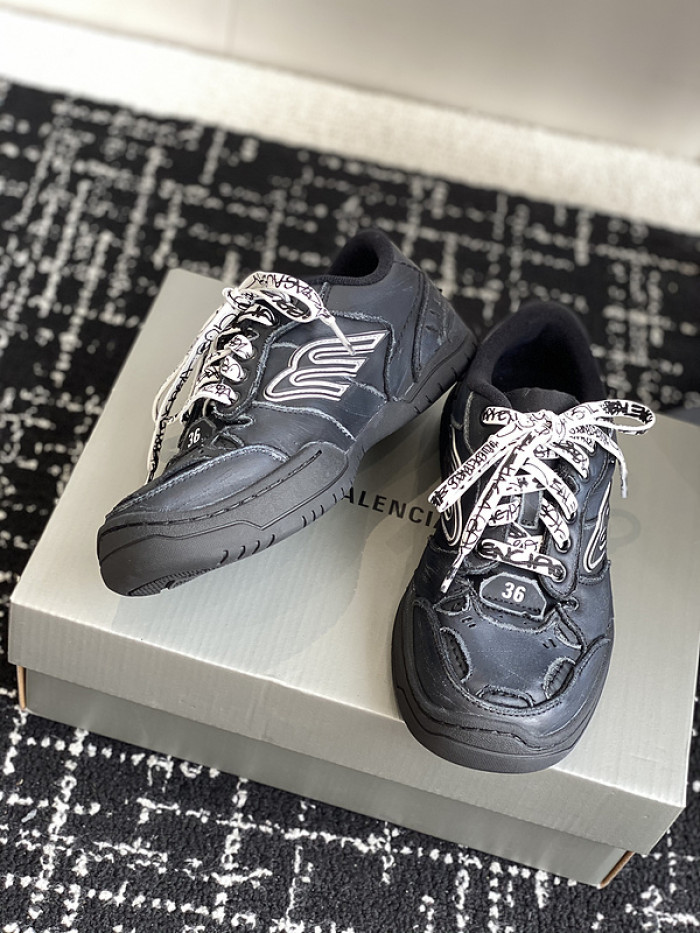 BL Hamptons Worn-Out BHW-4