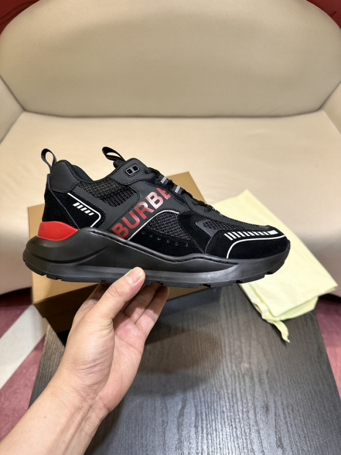 BUBERY SNEAKER 23155