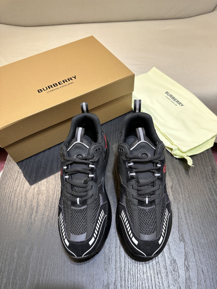 BUBERY SNEAKER 23155