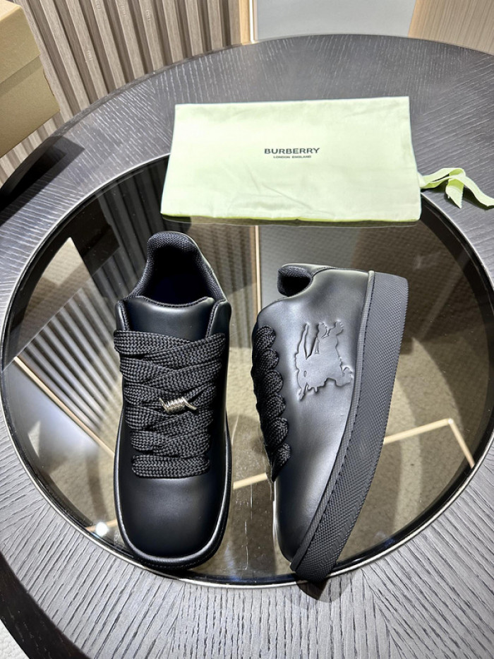 BUBERY SNEAKER 23167