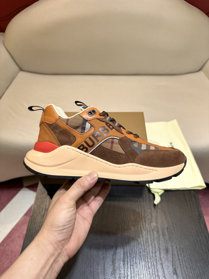 BUBERY SNEAKER 23163