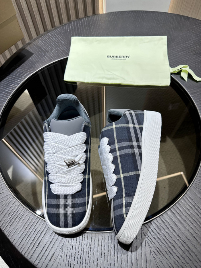 BUBERY SNEAKER 23165