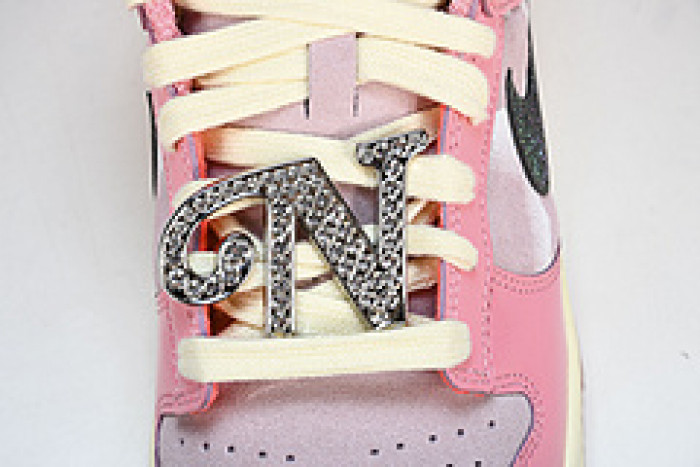 nike dunk low lx barbie (women