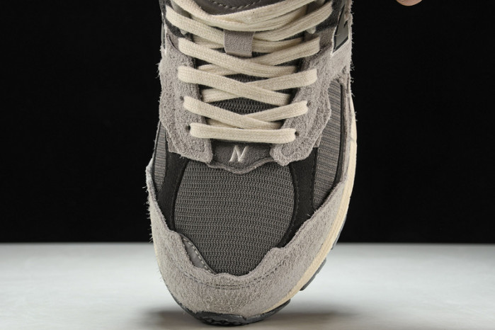 new Ba1an*e 2002r protection pack rain cloud m2002rda