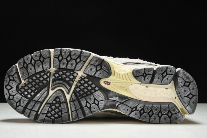 new Ba1an*e 2002r protection pack rain cloud m2002rda