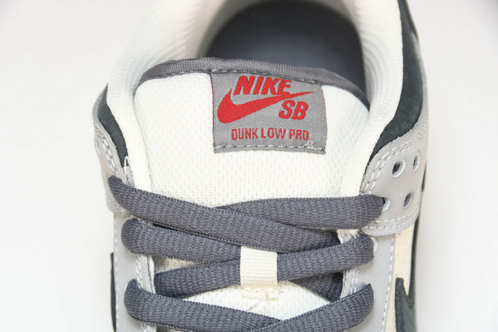 nike sb dunk low bandaid 304292-006