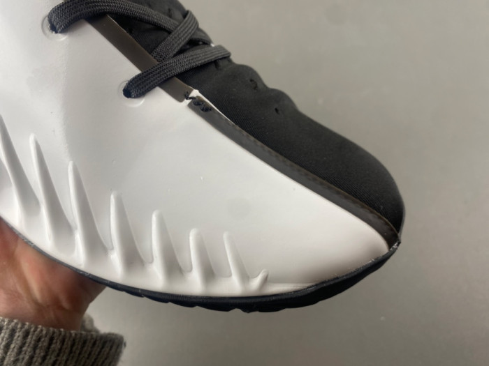 PAIGE BUECKERS-Nike GT Cut 4 HV9918-600