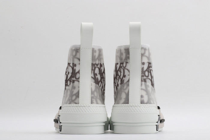 dr b23 homme kaws h903p164