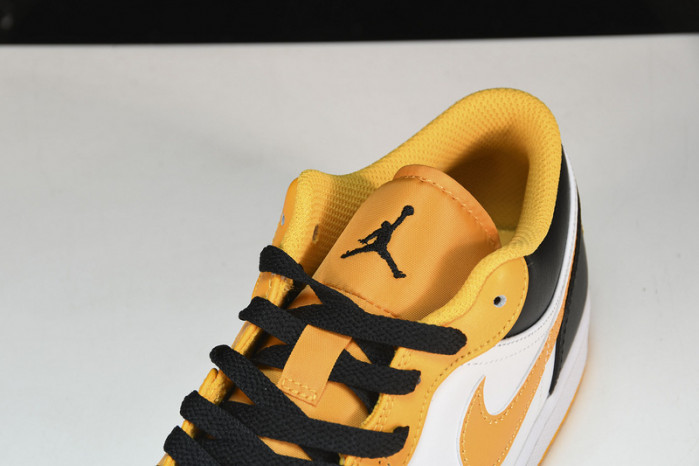 jordan 1 low taxi 553558-701