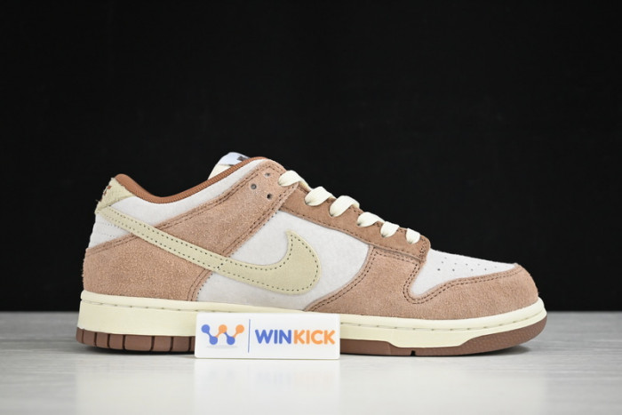 nike dunk low prm ‘medium curry’ dd1390-100