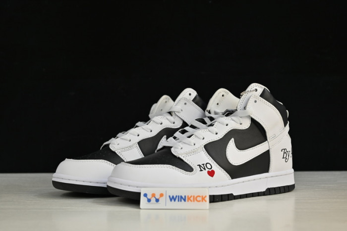 S*p*e x nike sb dunk high qs “by any means” dn3741-002