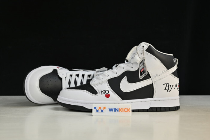 S*p*e x nike sb dunk high qs “by any means” dn3741-002