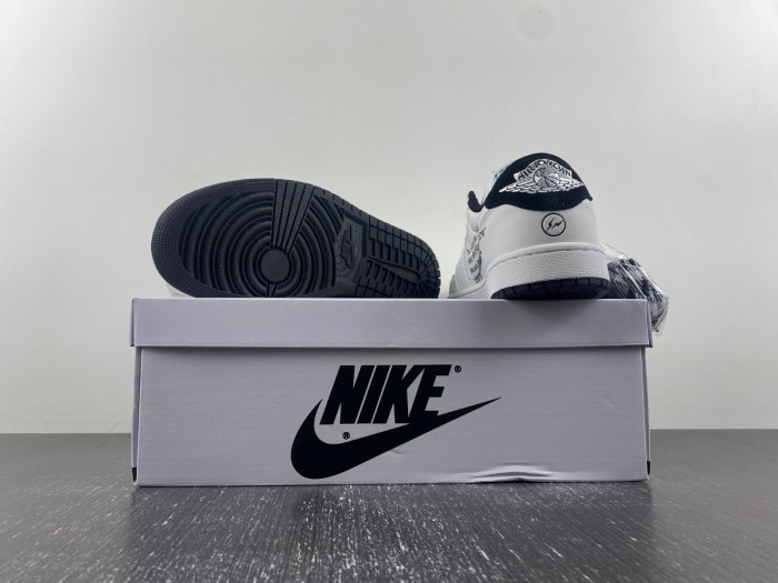 of travis scott x air jordan 1 ow dm7888-180